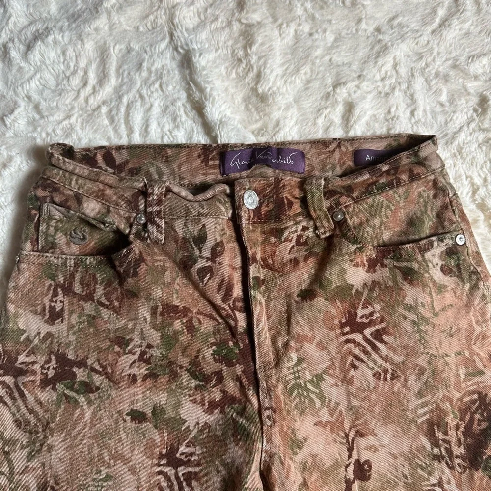 Gloria Vanderbilt Amanda Brown Floral Corduroy Pants Size 6S Straight Leg